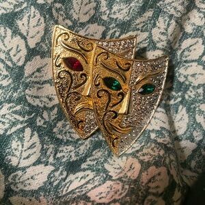 🖤80s Comedy and Tragedy Theater Brooch🖤